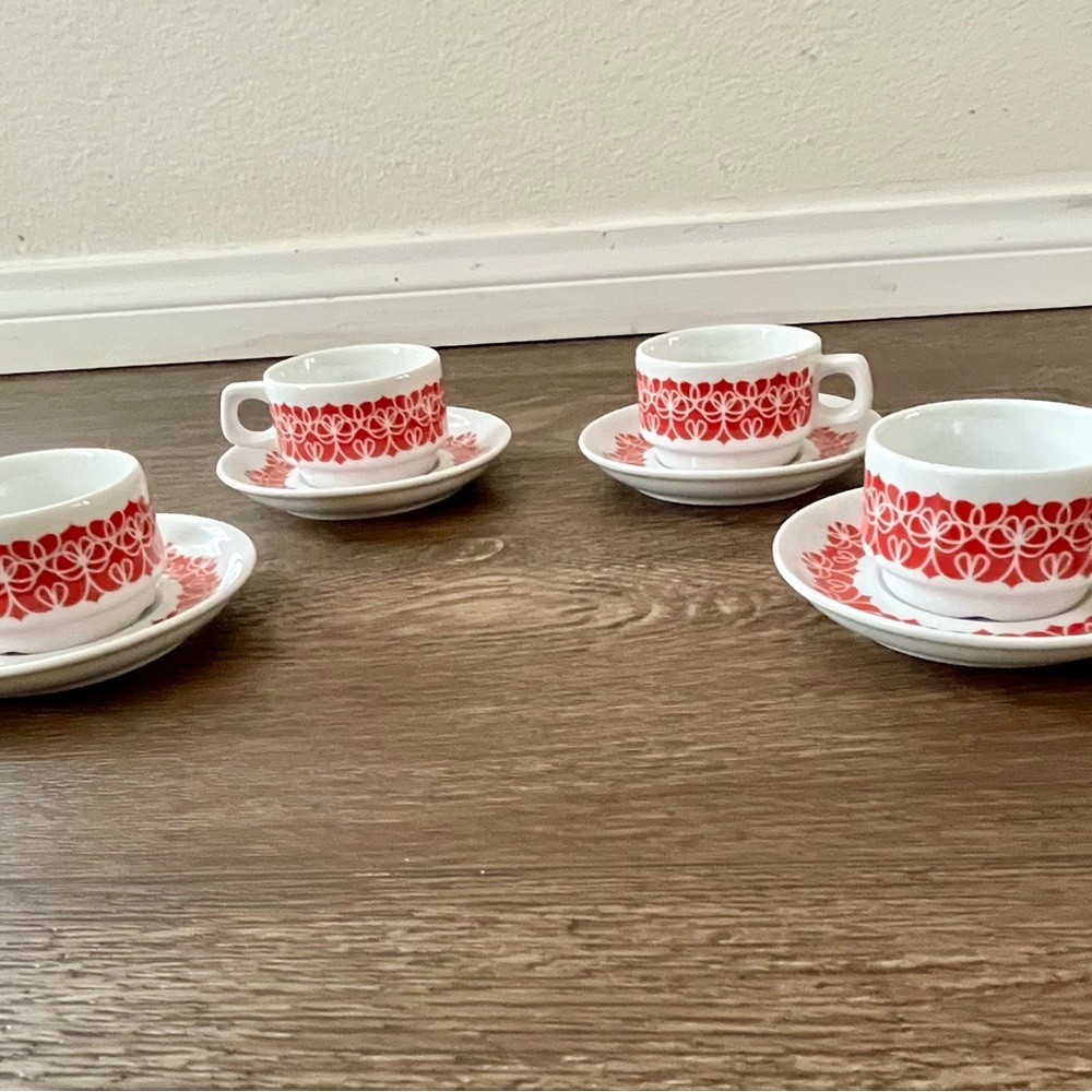 Red and White Ceramic Coffee Cup Set - Picture 13 of 13